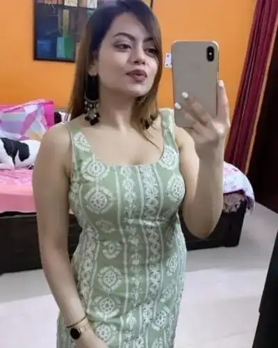 Call Girl in Uttam Nagar